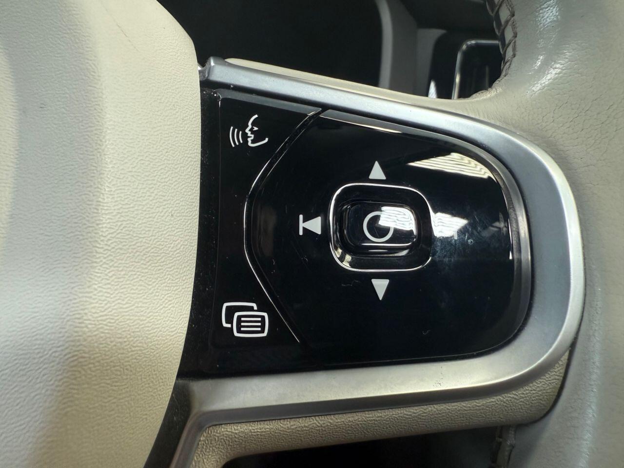 Used Volvo XC60 2018 for sale - 78090363: Photo 33