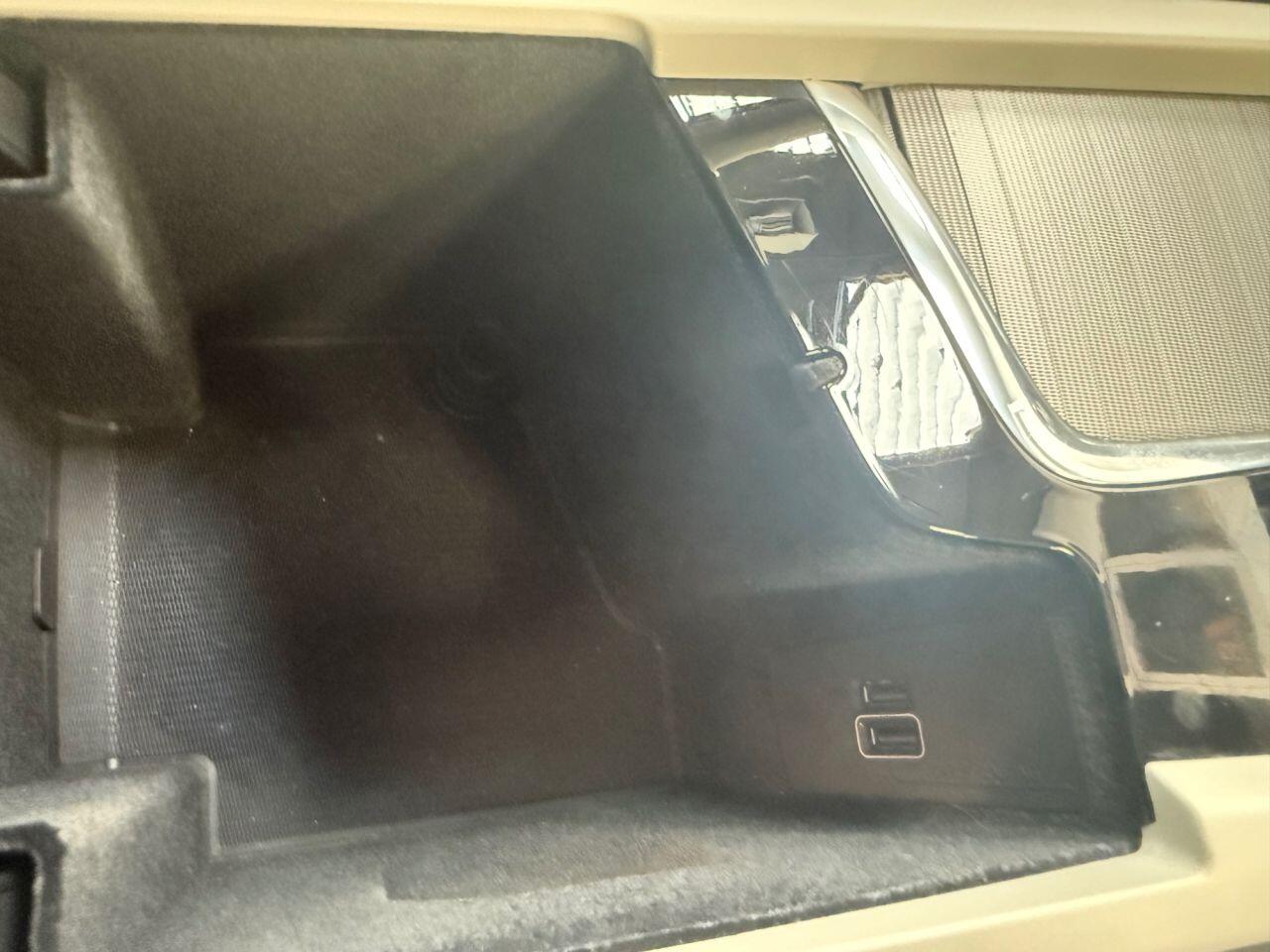 Used Volvo XC60 2018 for sale - 78090363: Photo 35