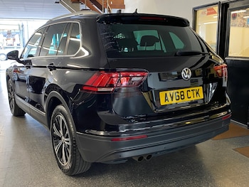 Used Volkswagen Tiguan 2018 for sale - 78872154: Photo