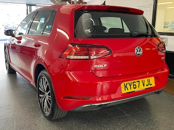Used Volkswagen Golf 2017 for sale - 79077756: Photo