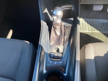 Used Toyota C-HR 2018 for sale - 78343592: Photo