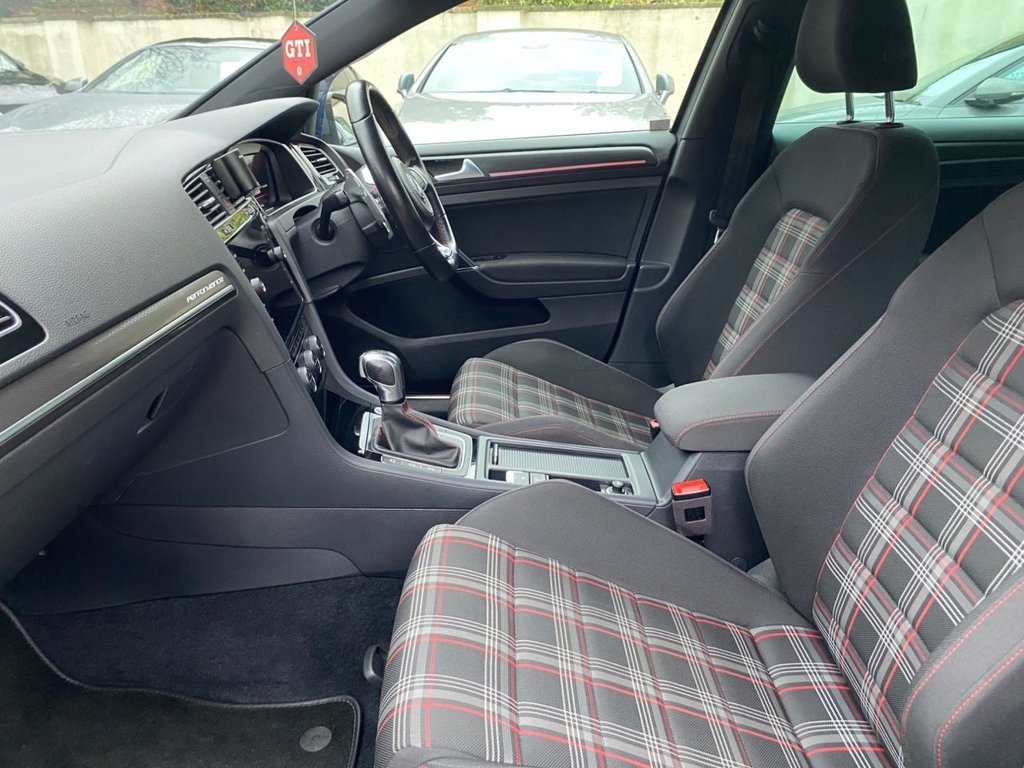 Used Volkswagen Golf 2020 for sale - 77384009: Photo 19