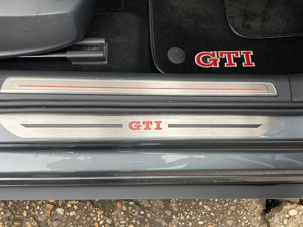 Used Volkswagen Golf 2020 for sale - 77384009: Photo 25