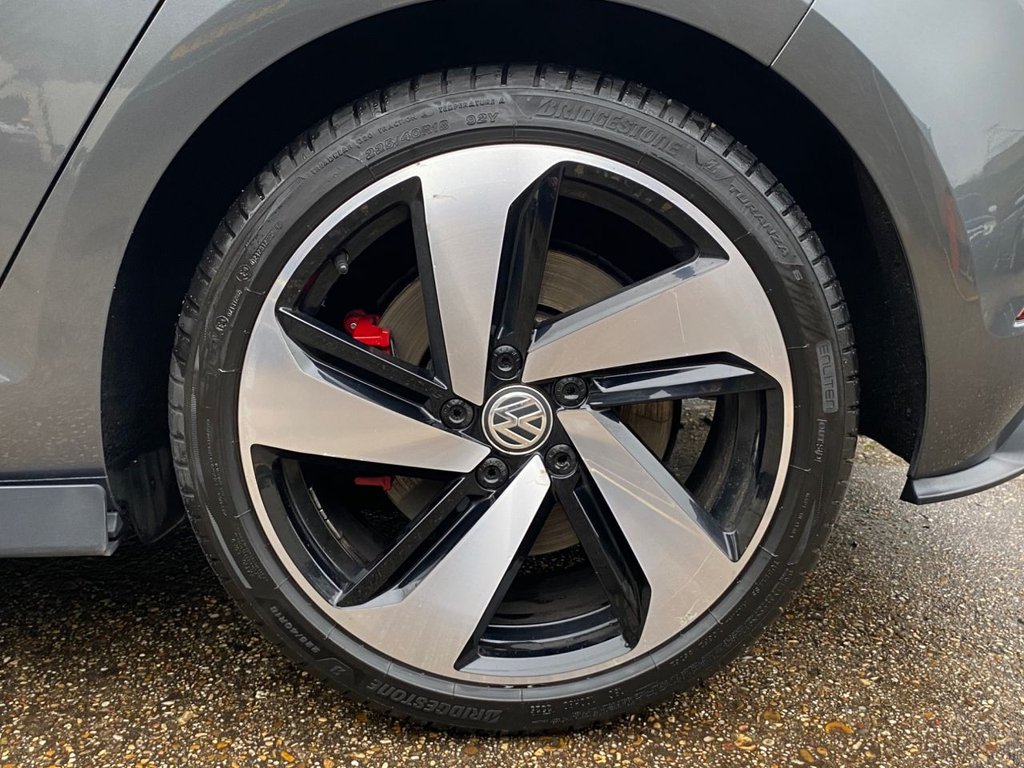 Used Volkswagen Golf 2020 for sale - 77384009: Photo 30