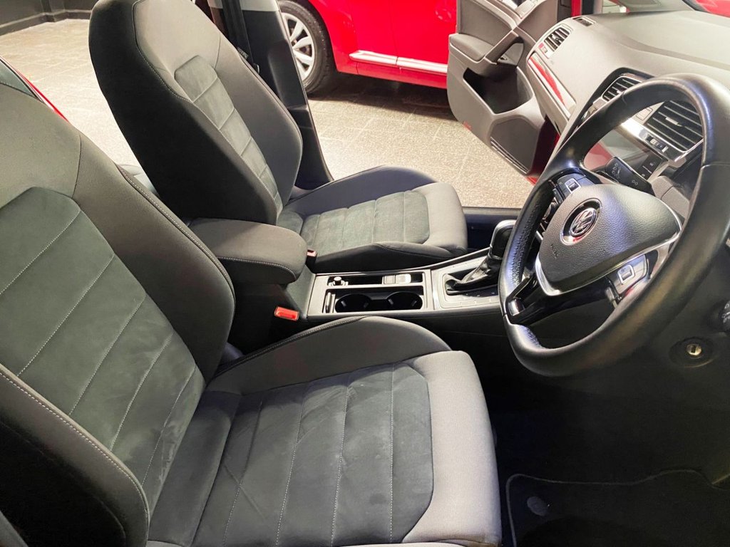 Used Volkswagen Golf 2018 for sale - 76948613: Photo 10