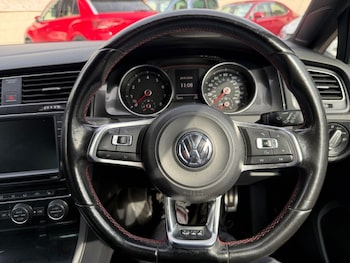 Used Volkswagen Golf 2013 for sale - 78017187: Photo