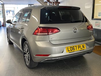 Used Volkswagen Golf 2018 for sale - 79761418: Photo