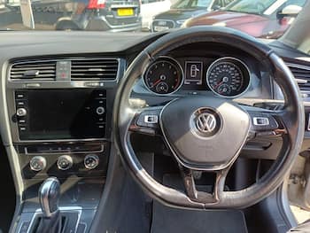 Used Volkswagen Golf 2018 for sale - 79761418: Photo