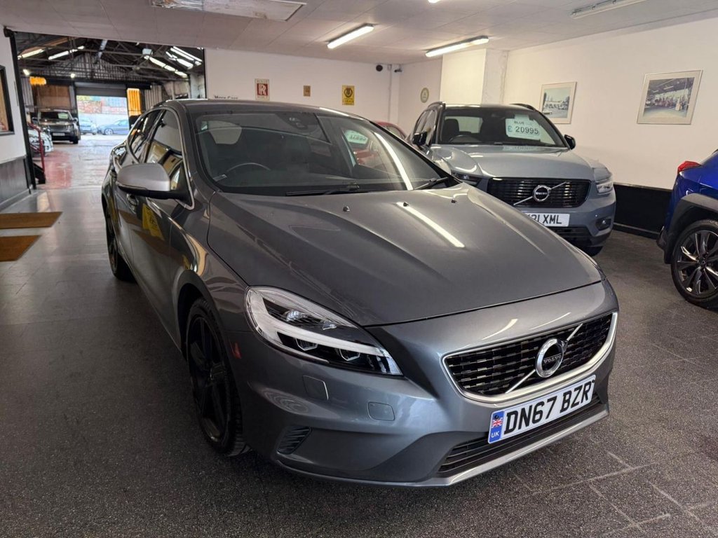 Used Volvo V40 2017 for sale - 76735864: Photo 10