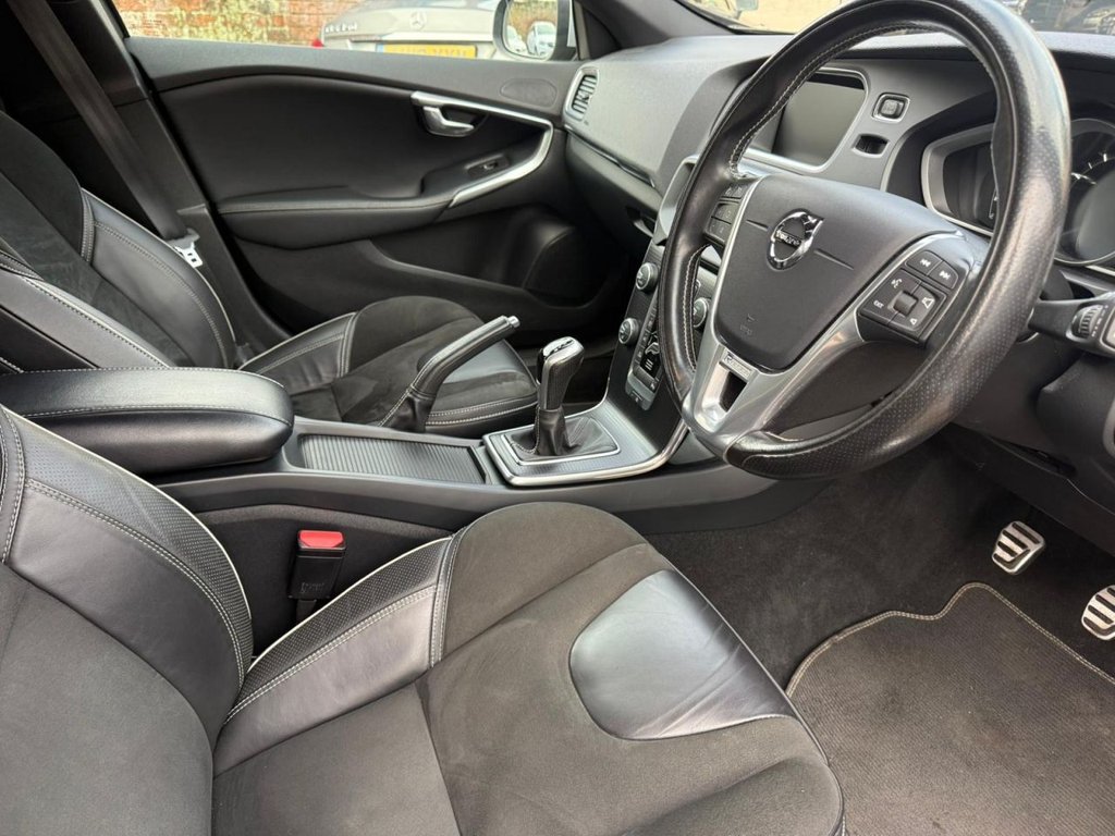 Used Volvo V40 2017 for sale - 76735864: Photo 16