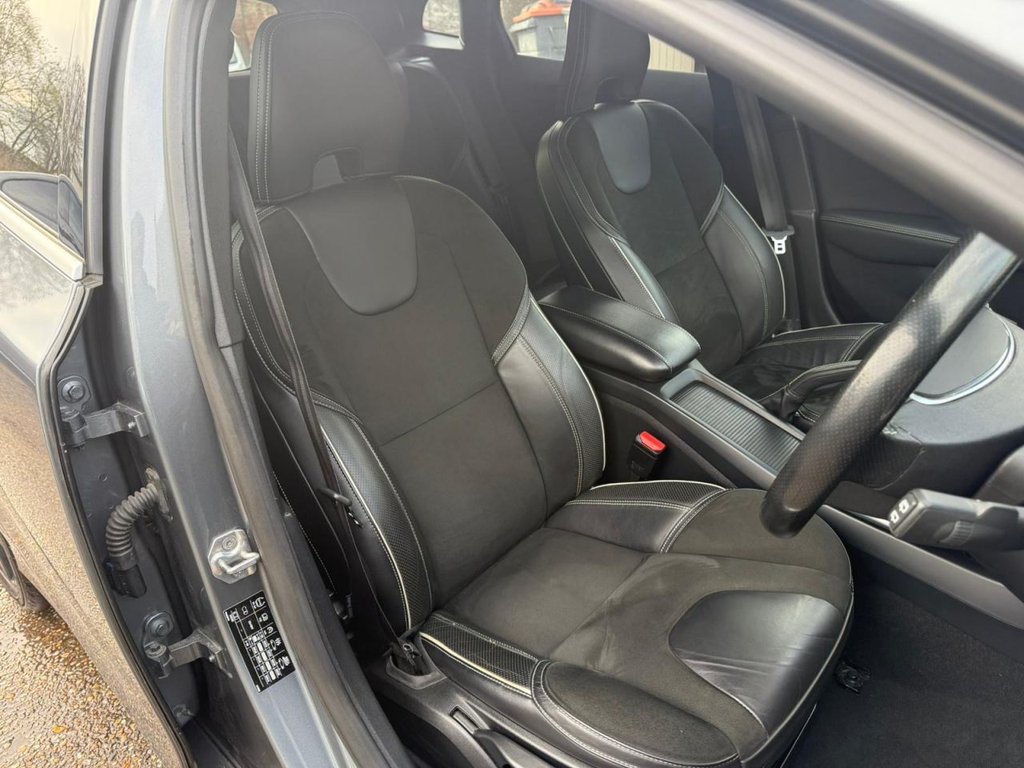 Used Volvo V40 2017 for sale - 76735864: Photo 17