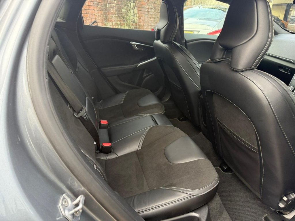 Used Volvo V40 2017 for sale - 76735864: Photo 18