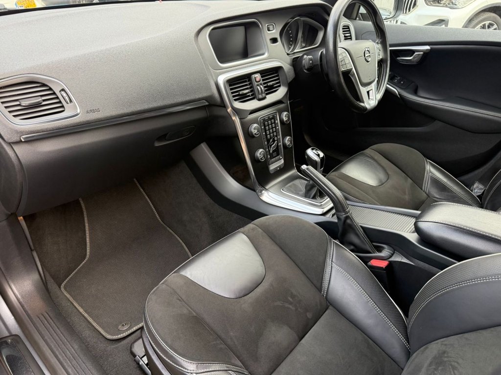 Used Volvo V40 2017 for sale - 76735864: Photo 21