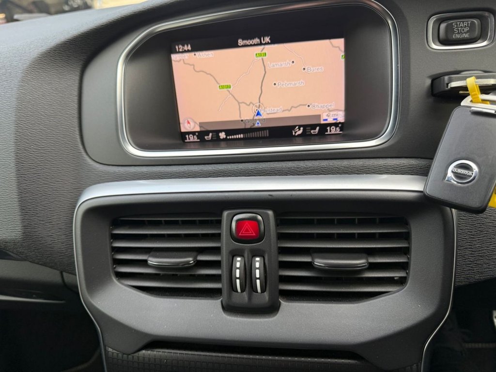 Used Volvo V40 2017 for sale - 76735864: Photo 43