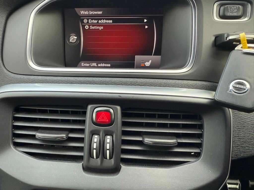 Used Volvo V40 2017 for sale - 76735864: Photo 44