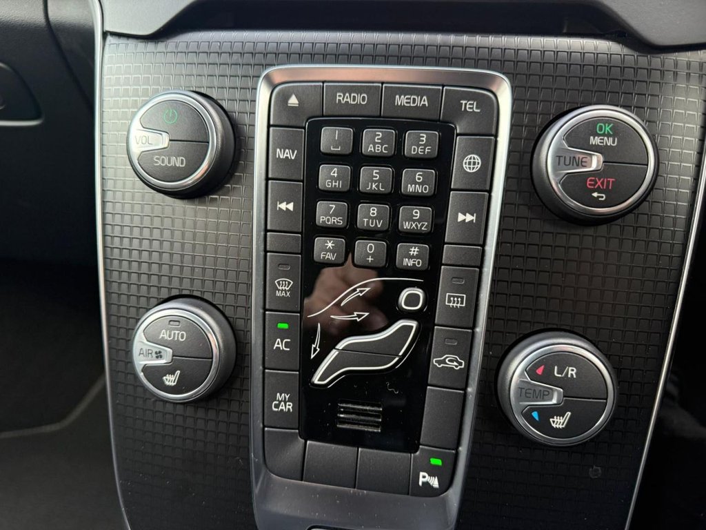 Used Volvo V40 2017 for sale - 76735864: Photo 45