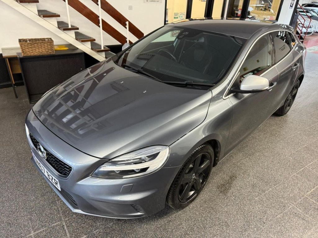 Used Volvo V40 2017 for sale - 76735864: Photo 5