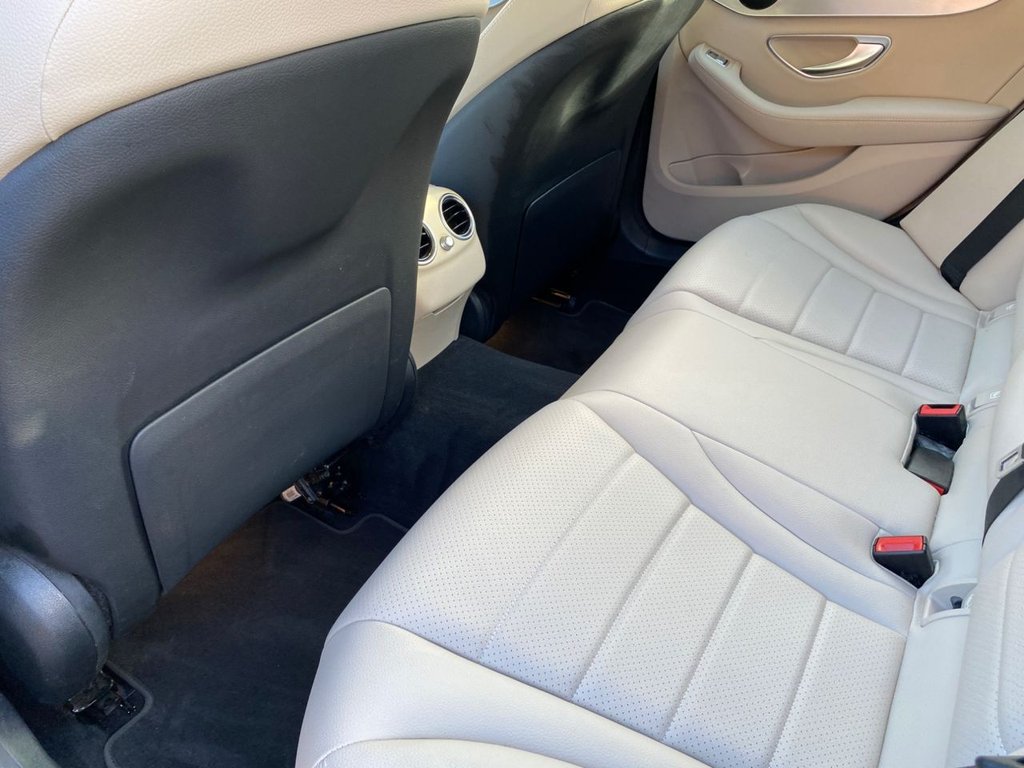Used Mercedes-Benz C Class 2019 for sale - 77133147: Photo 20