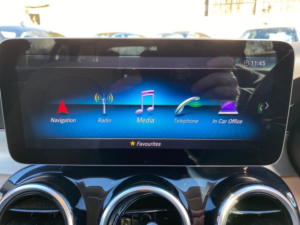 Used Mercedes-Benz C Class 2019 for sale - 77133147: Photo 32