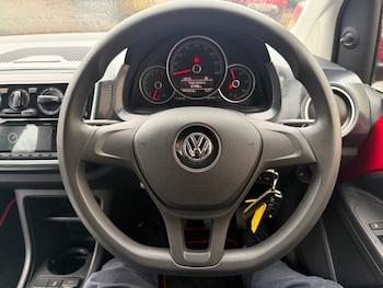 Used Volkswagen up! 2019 for sale - 77571829: Photo
