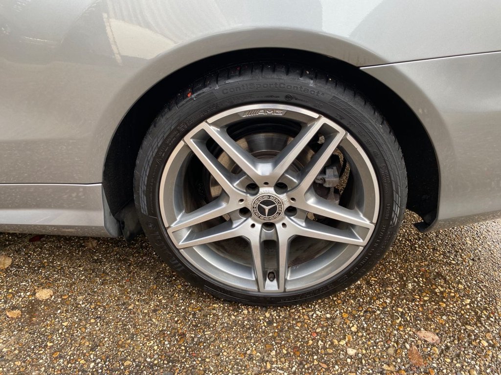 Used Mercedes-Benz E Class 2015 for sale - 76841348: Photo 31