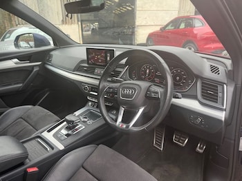 Used Audi Q5 2018 for sale - 77631700: Photo