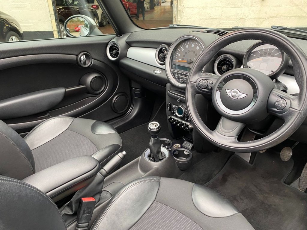Used MINI Convertible 2015 for sale - 77719723: Photo 23
