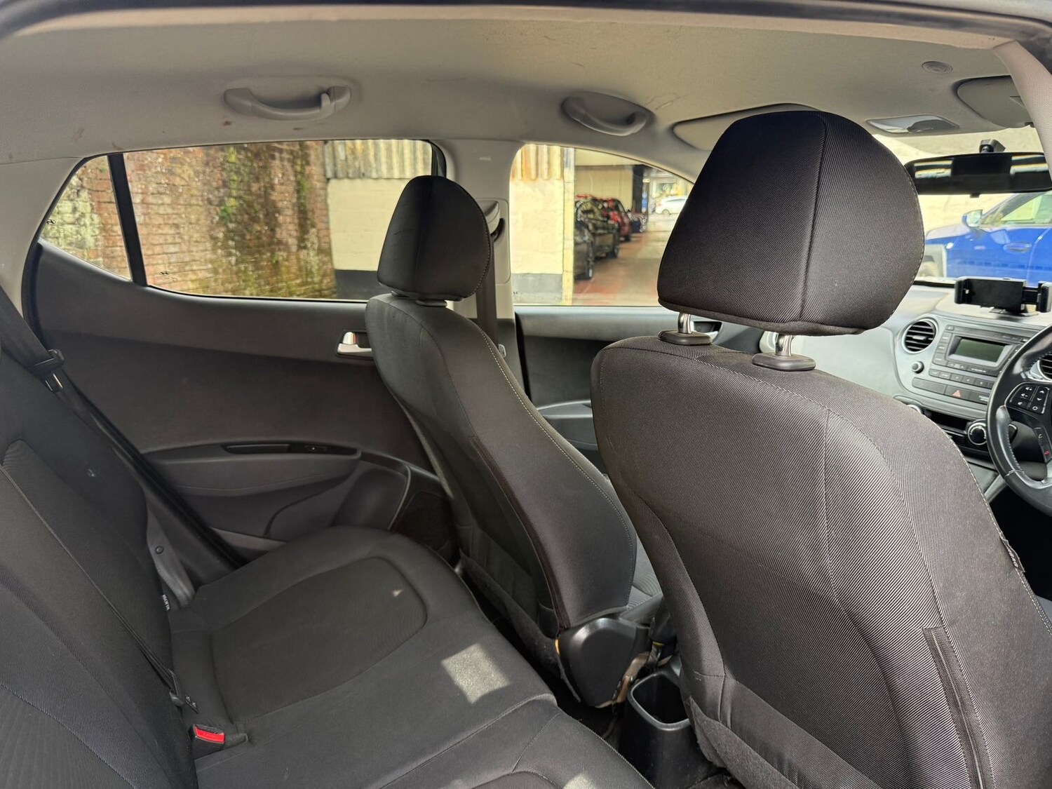 Used Hyundai i10 2018 for sale - 78090380: Photo 11