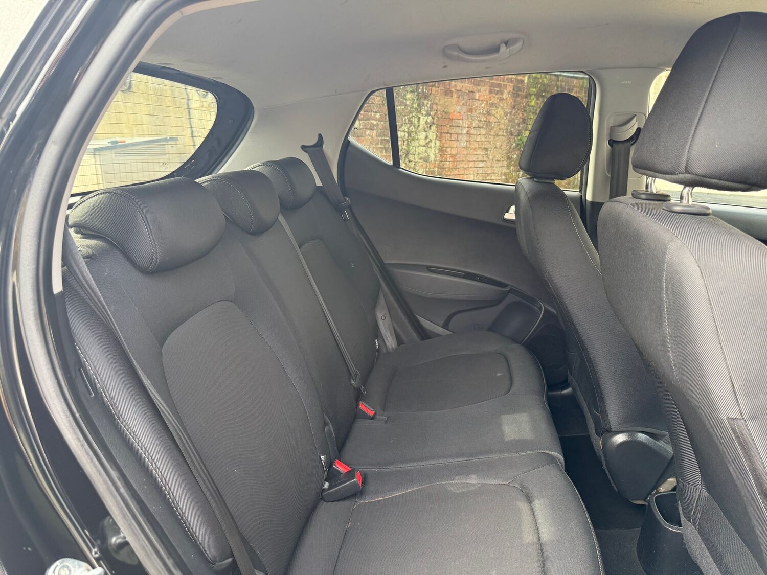 Used Hyundai i10 2018 for sale - 78090380: Photo 12