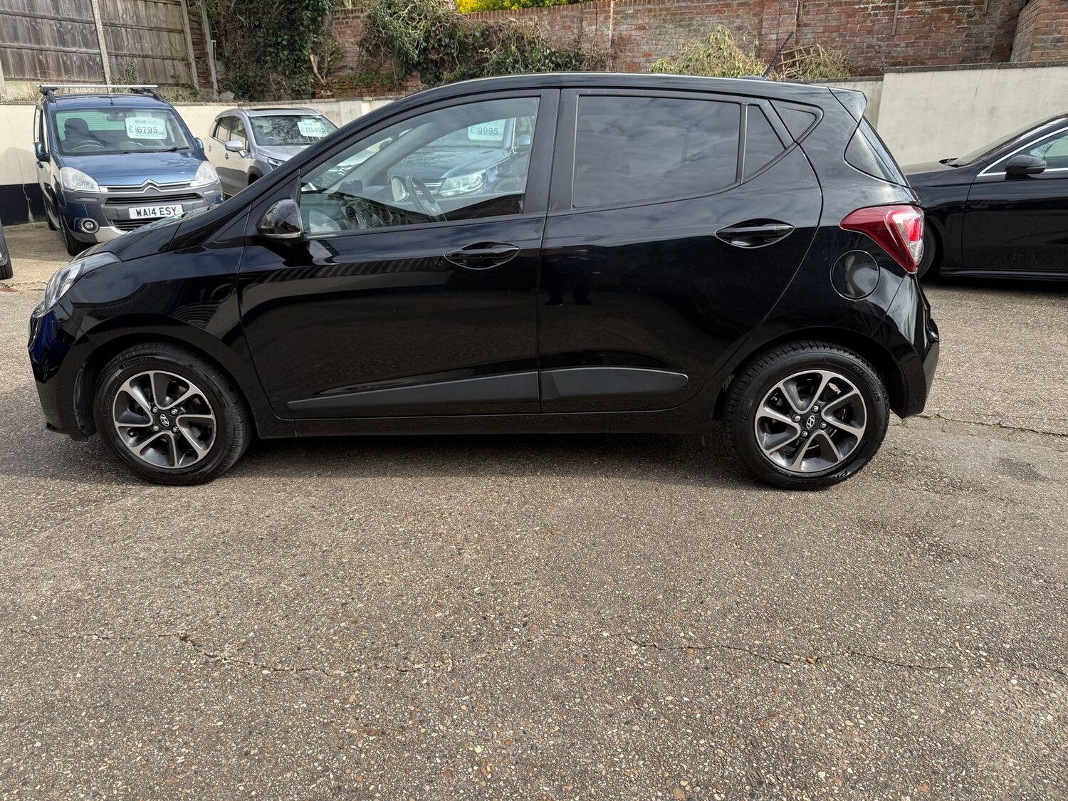 Used Hyundai i10 2018 for sale - 78090380: Photo 31