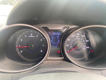 Used Hyundai Veloster 2014 for sale - 79112585: Photo