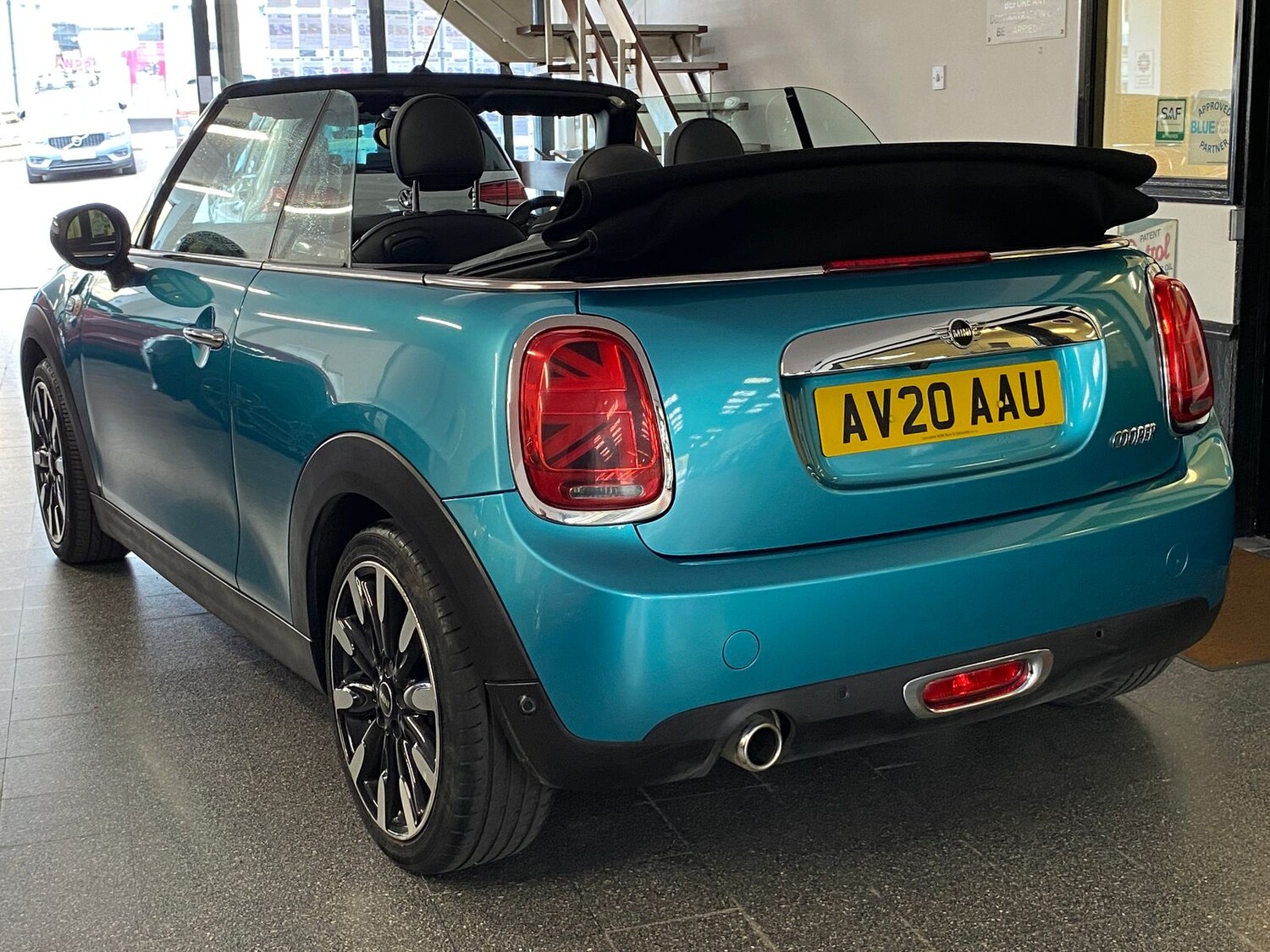 Used MINI Convertible 2020 for sale - 78198236: Photo 15
