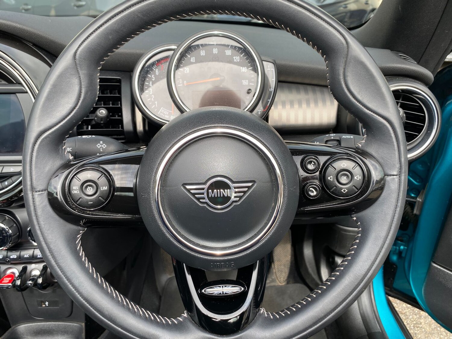 Used MINI Convertible 2020 for sale - 78198236: Photo 25