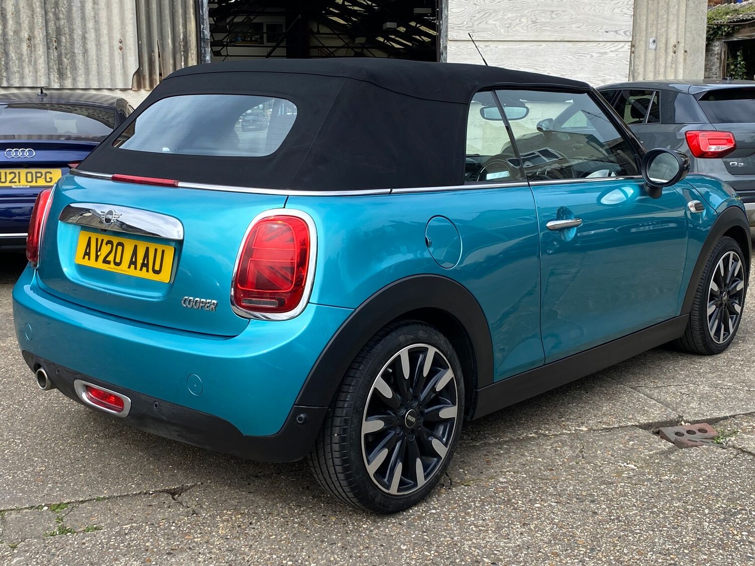Used MINI Convertible 2020 for sale - 78198236: Photo 37