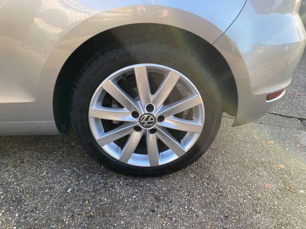 Used Volkswagen Golf 2011 for sale - 76768450: Photo 26