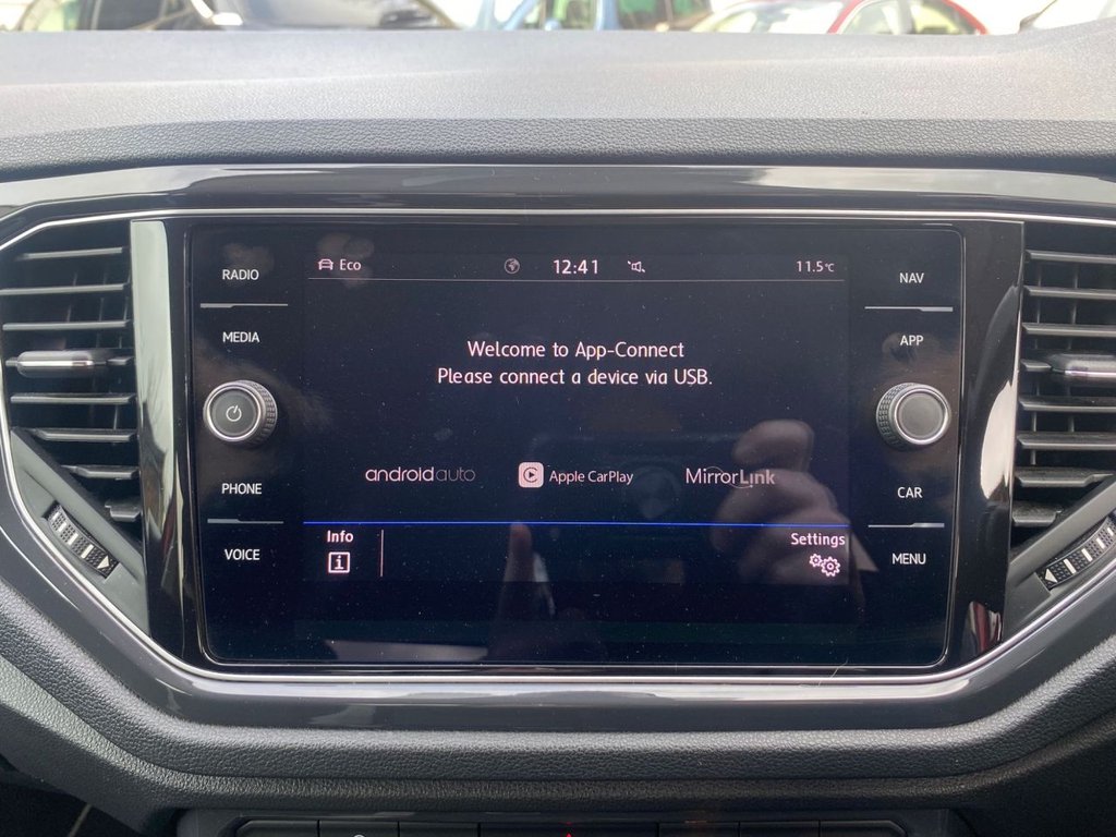 Used Volkswagen T-Roc 2018 for sale - 77850481: Photo 13