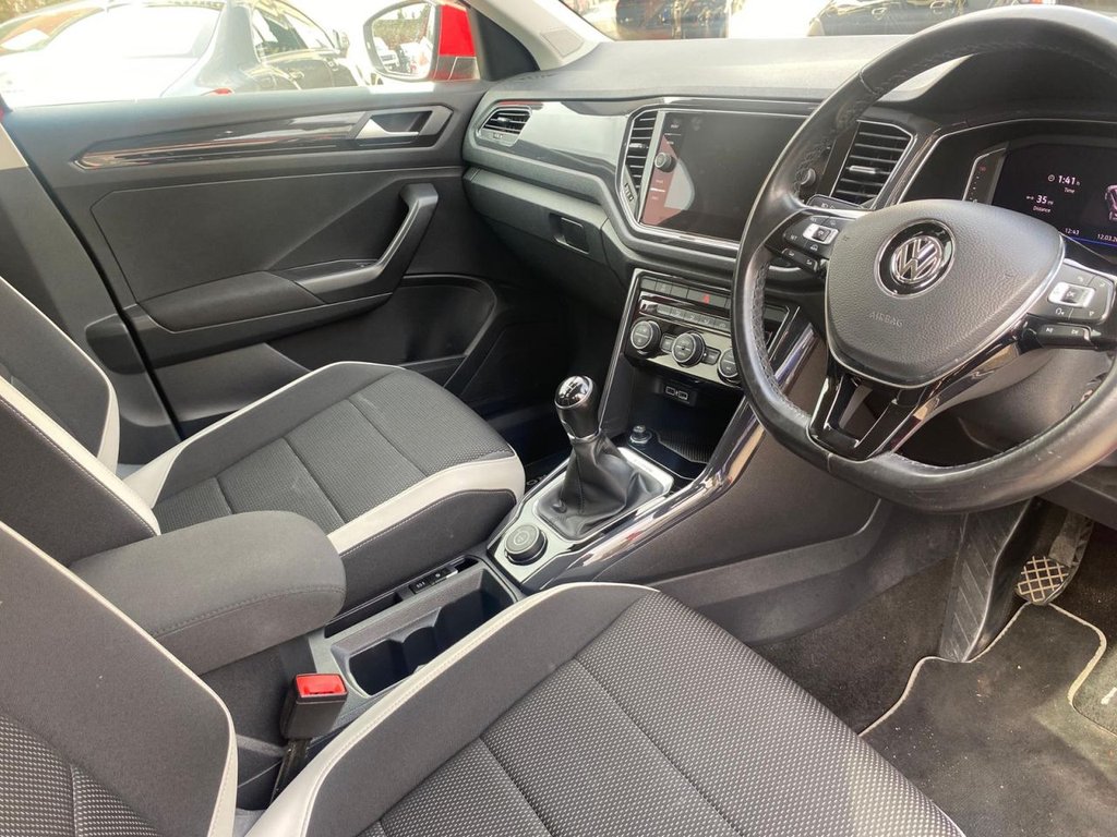 Used Volkswagen T-Roc 2018 for sale - 77850481: Photo 6