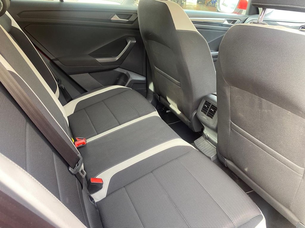 Used Volkswagen T-Roc 2018 for sale - 77850481: Photo 8