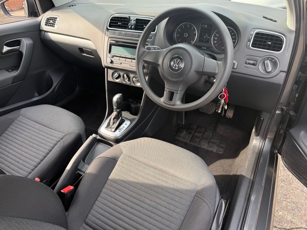 Used Volkswagen Polo 2011 for sale - 76735895: Photo 11