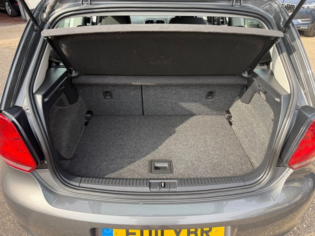 Used Volkswagen Polo 2011 for sale - 76735895: Photo 25