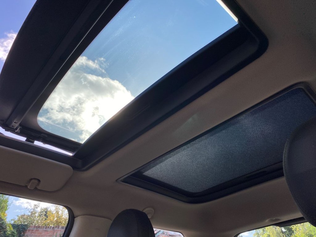 Used MINI Hatch 2014 for sale - 76735894: Photo 38