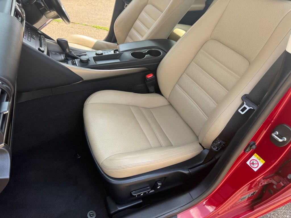 Used Lexus IS 2017 for sale - 76735902: Photo 24