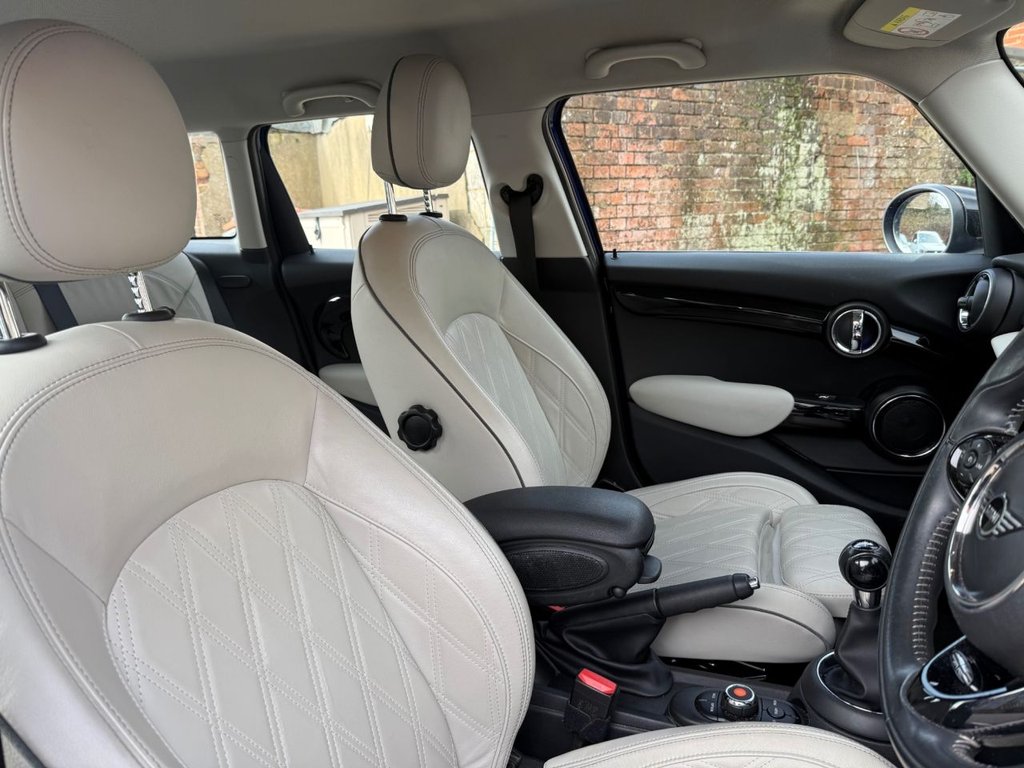 Used MINI Hatch 2020 for sale - 77905314: Photo 10