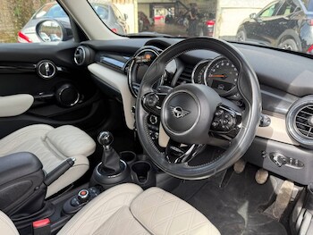 Used MINI Hatch 2020 for sale - 77905314: Photo