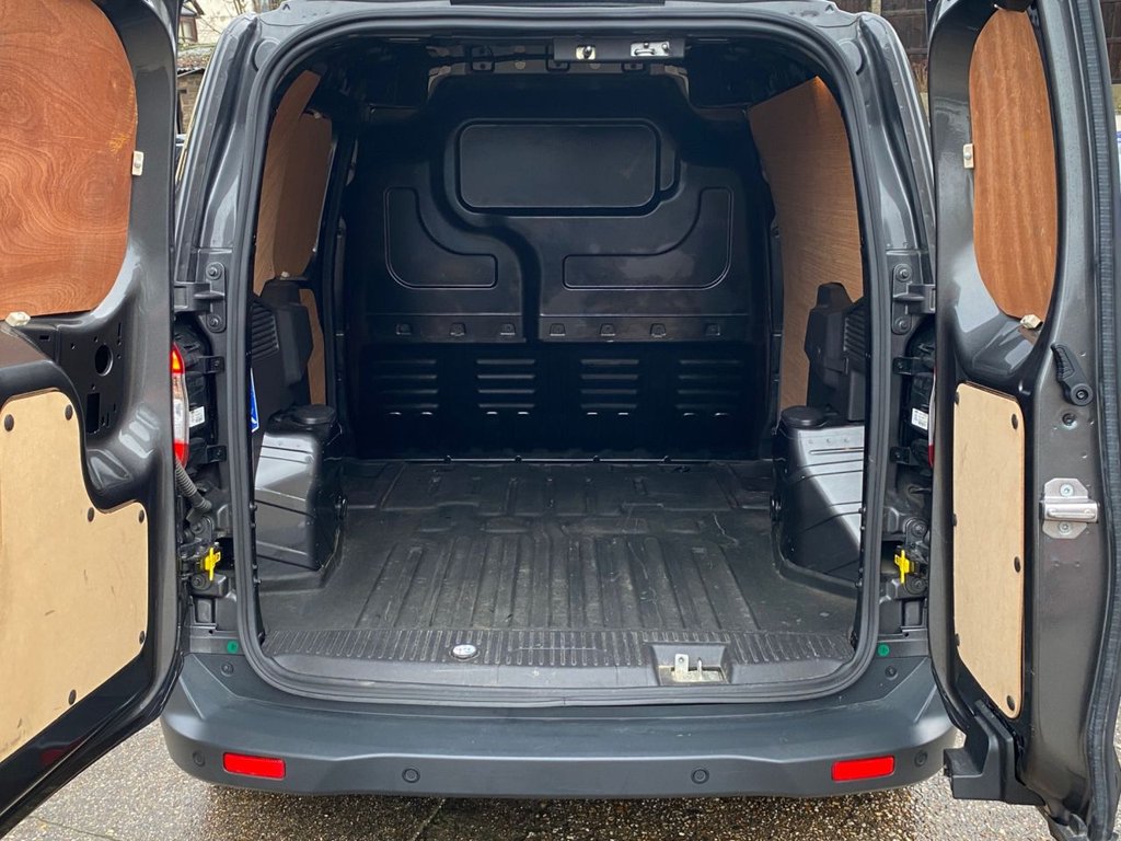 Used Ford Transit Courier 2023 for sale - 77436920: Photo 49