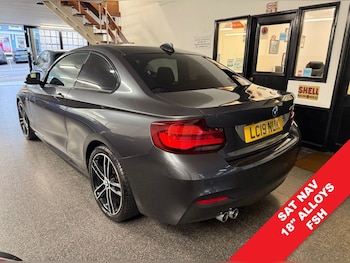 Used BMW 2 Series 2019 for sale - 76735900: Photo