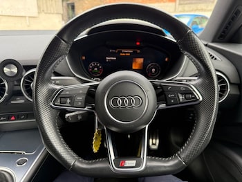 Used Audi TT 2018 for sale - 76735901: Photo