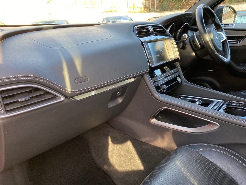 Used Jaguar F-Pace 2017 for sale - 77007424: Photo 23