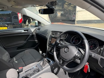 Used Volkswagen Golf 2018 for sale - 78642203: Photo