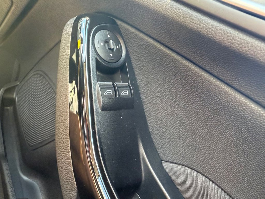 Used Ford Fiesta 2017 for sale - 76735879: Photo 17